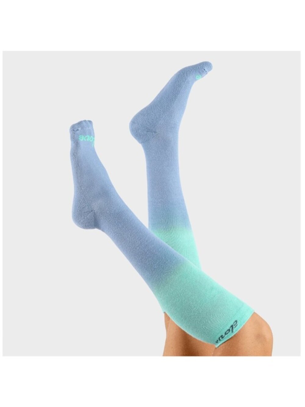 NWT | Clove Compression Socks Ocean Fade | Sz S - Picture 2 of 3